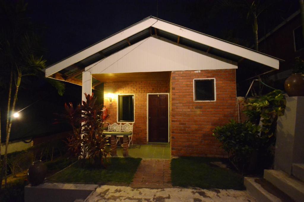 Endau Beach Resort 쿠알라 롬핀 객실 사진