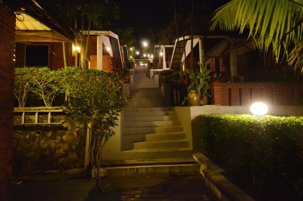 Endau Beach Resort 쿠알라 롬핀 외부 사진